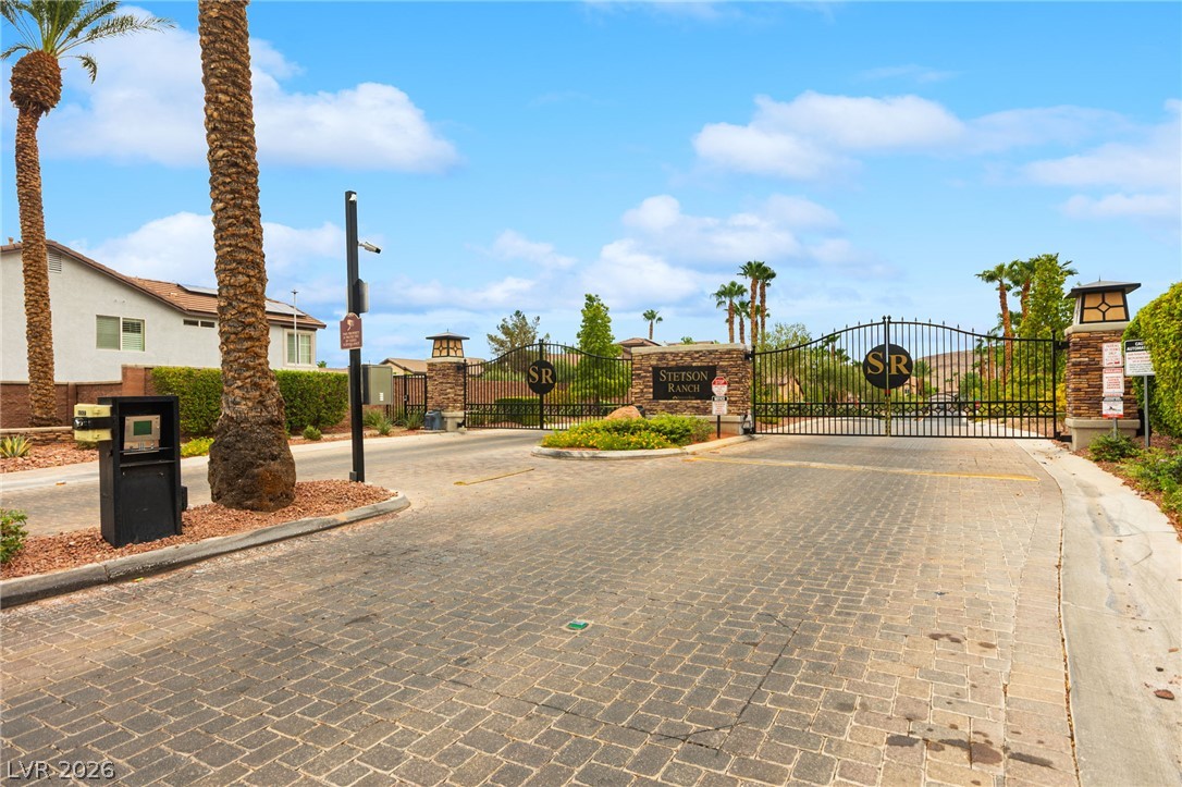 6172 Whitelion Walk Street Las Vegas NV 89148