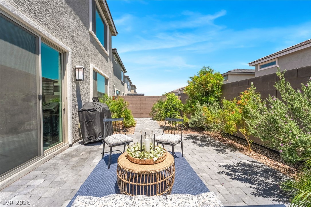 8076 Adelaide Hills Street Las Vegas NV 89113