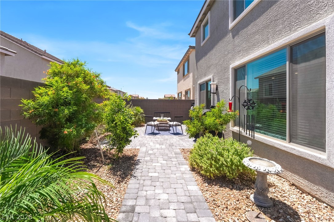 8076 Adelaide Hills Street Las Vegas NV 89113