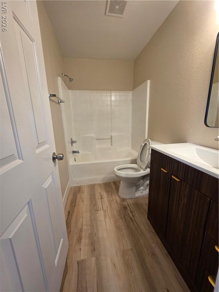 5032 Whistling Acres Avenue Las Vegas NV 89131