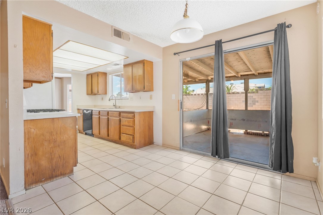 1012 Coral Isle Way Las Vegas NV 89108