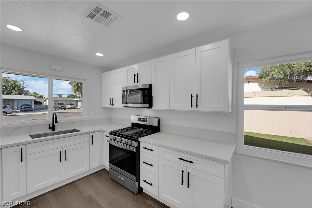 4112 Las Lomas Avenue Las Vegas NV 89102