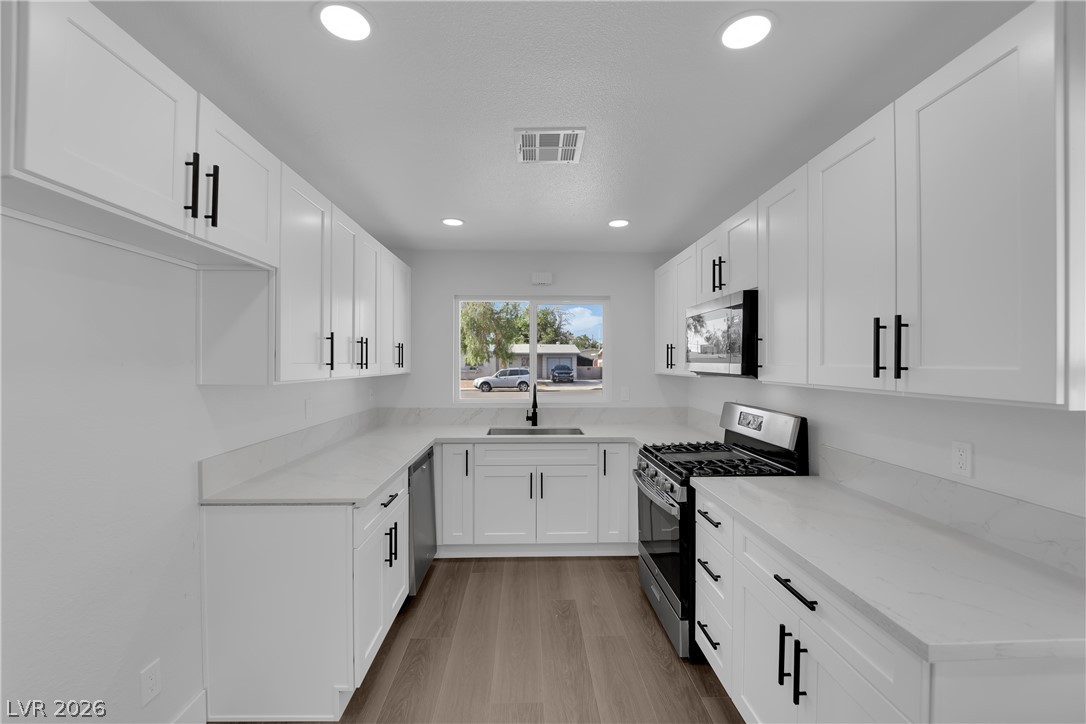 4112 Las Lomas Avenue Las Vegas NV 89102