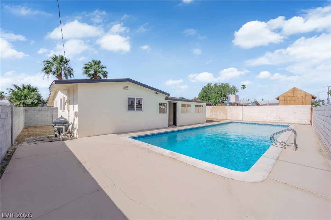 4112 Las Lomas Avenue Las Vegas NV 89102