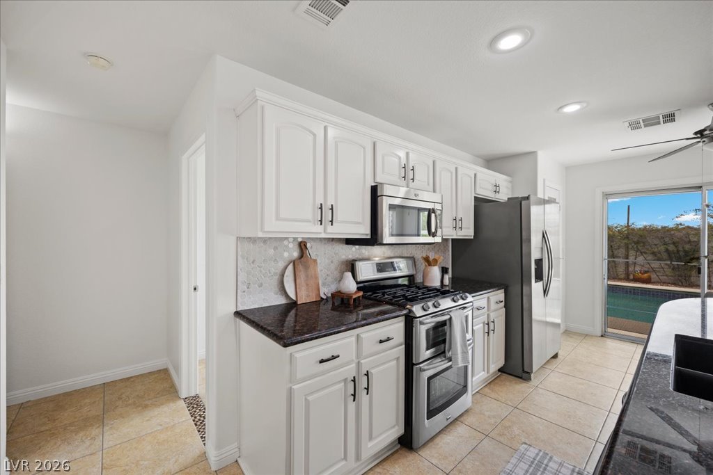 1524 Cross Country Street Las Vegas NV 89144