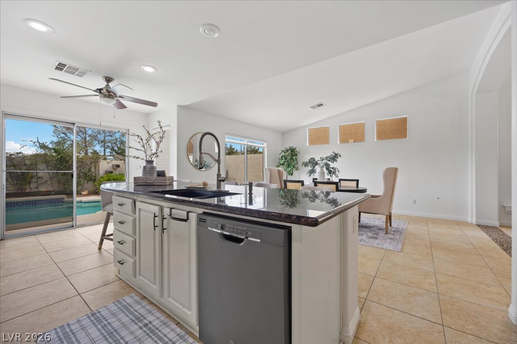 1524 Cross Country Street Las Vegas NV 89144