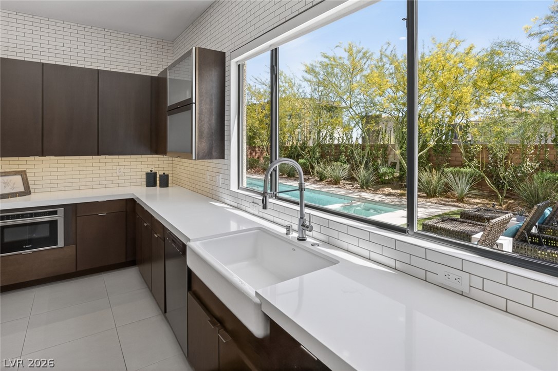 24 Garden Rain Drive Las Vegas NV 89135