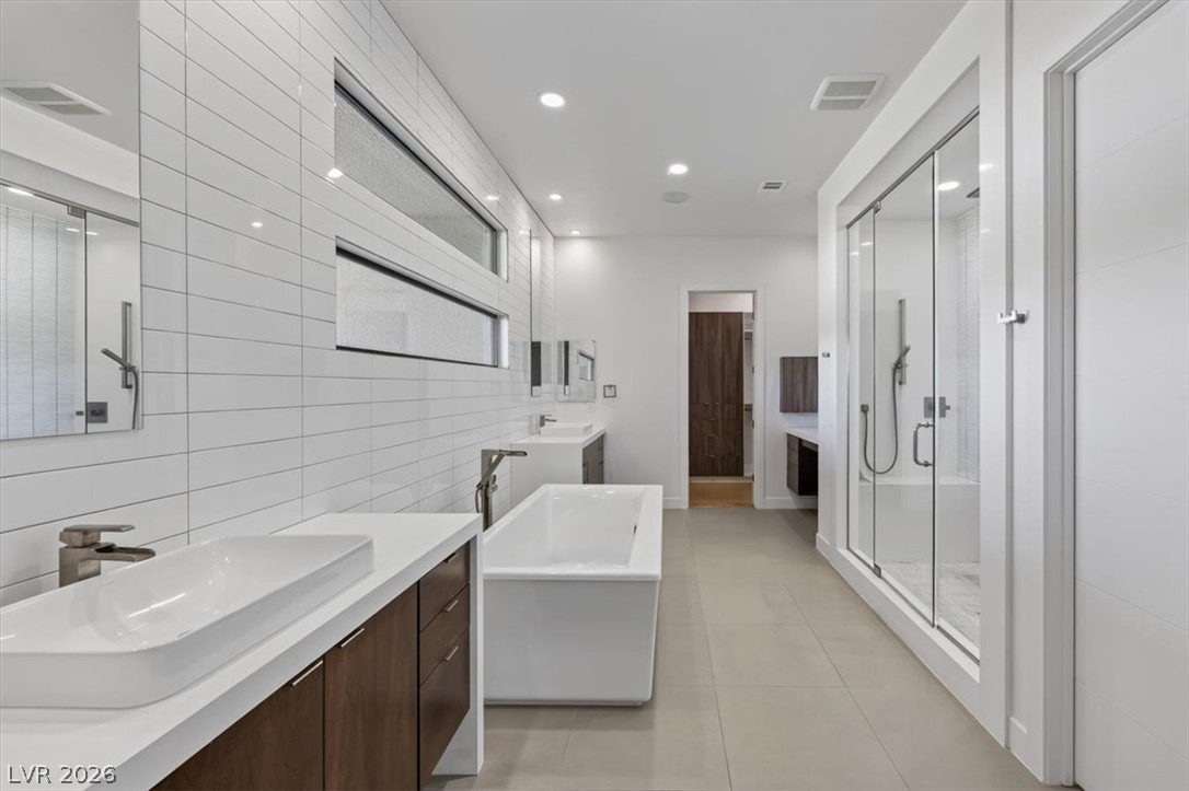 24 Garden Rain Drive Las Vegas NV 89135