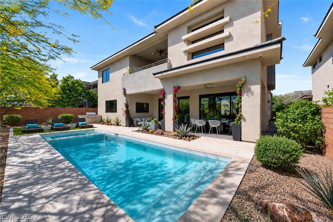 24 Garden Rain Drive Las Vegas NV 89135