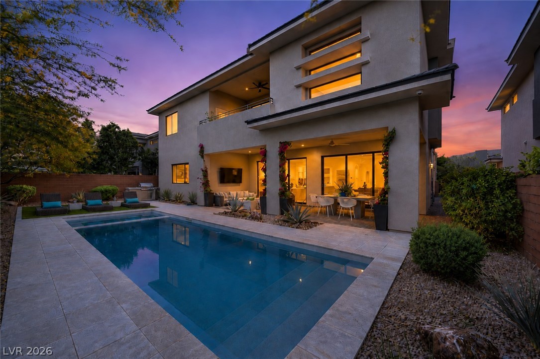 24 Garden Rain Drive Las Vegas NV 89135
