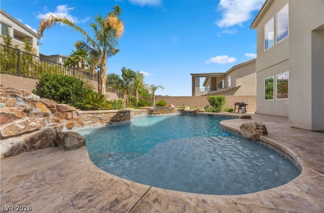 28 Vista Outlook Street Henderson NV 89011