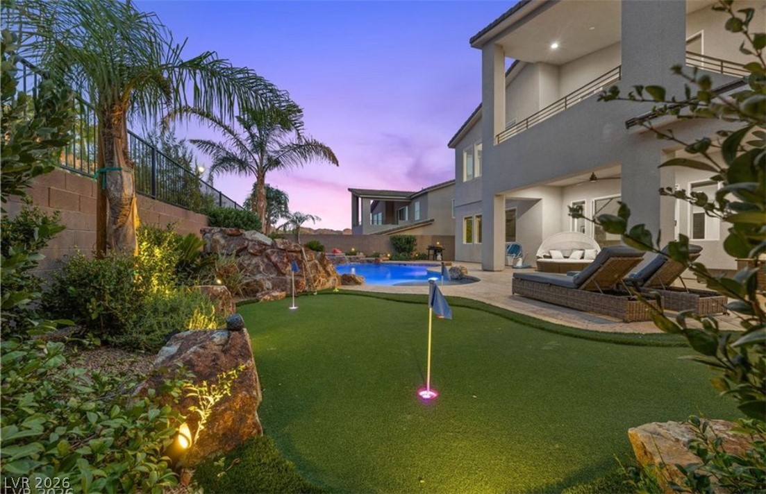 28 Vista Outlook Street Henderson NV 89011