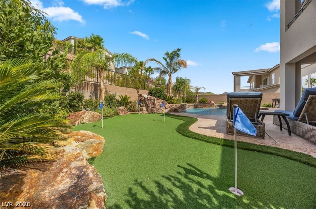 28 Vista Outlook Street Henderson NV 89011