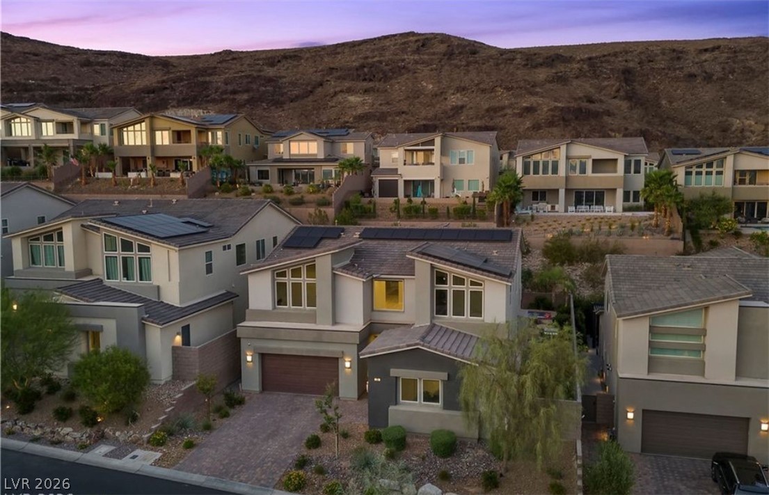 28 Vista Outlook Street Henderson NV 89011