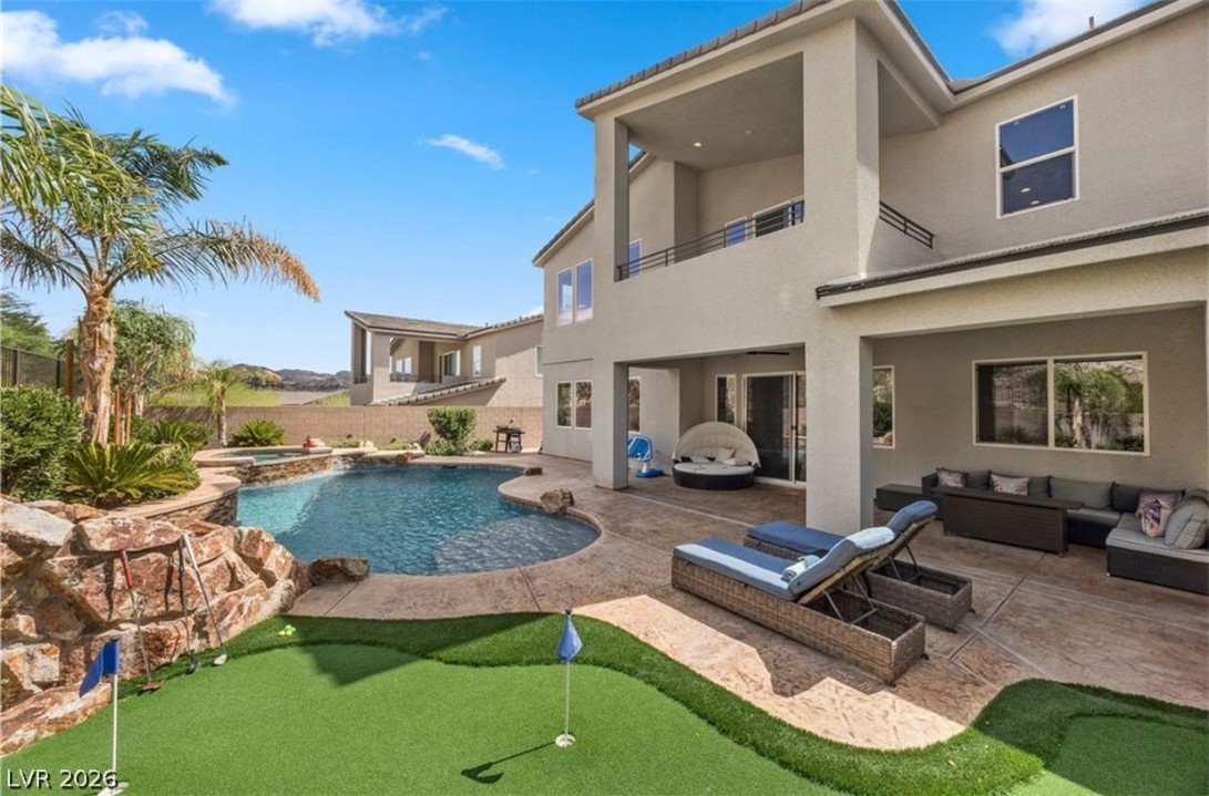 28 Vista Outlook Street Henderson NV 89011