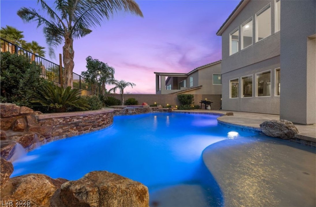 28 Vista Outlook Street Henderson NV 89011