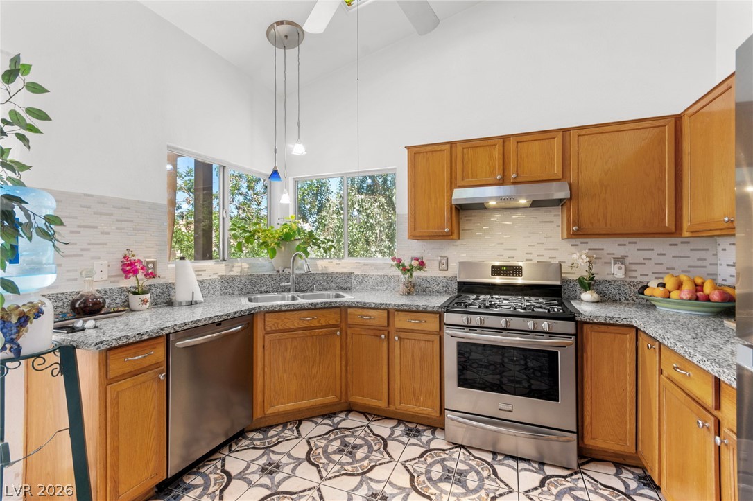 924 Ashurst Court Henderson NV 89011