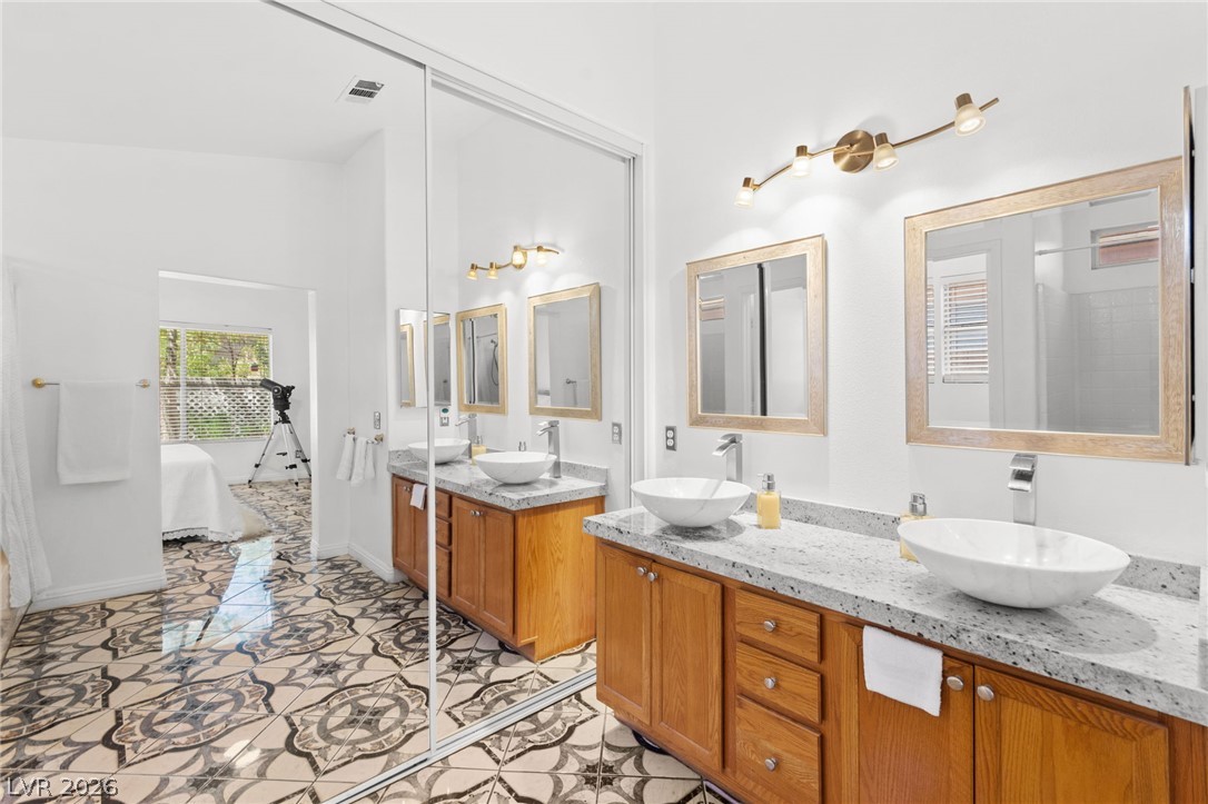 924 Ashurst Court Henderson NV 89011