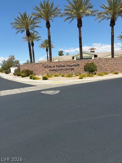 6131 Saddle Horse Avenue Las Vegas NV 89122