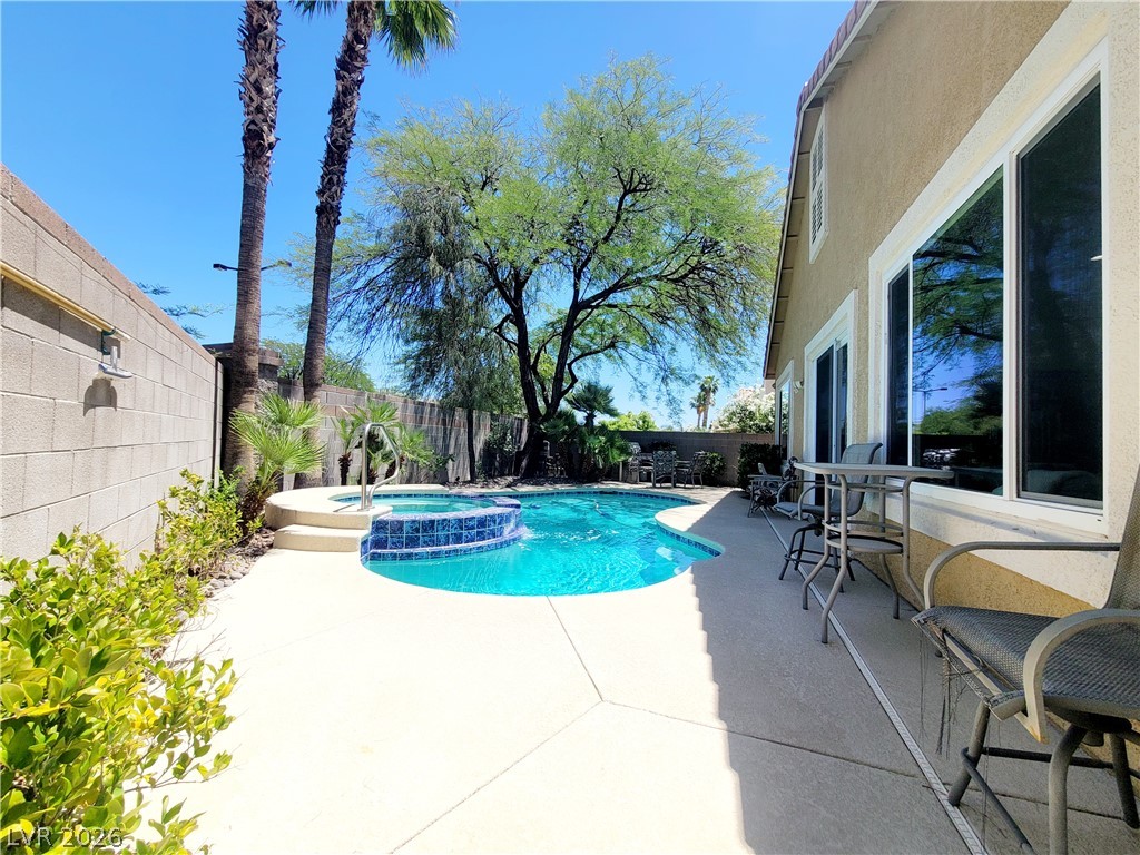 808 Cambridge Cross Place Las Vegas NV 89144