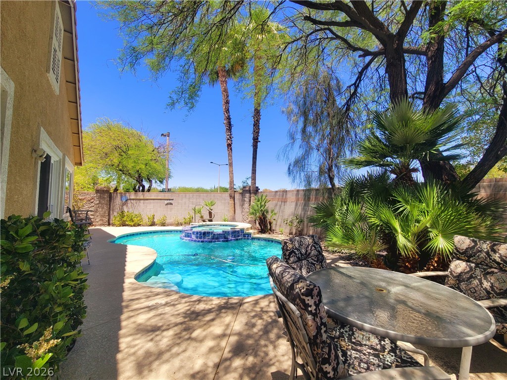 808 Cambridge Cross Place Las Vegas NV 89144