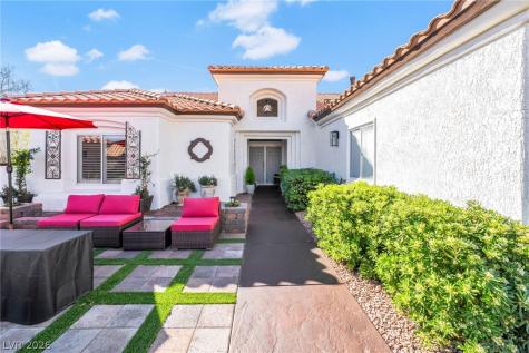 10001 Cresent Creek Drive Las Vegas NV 89134