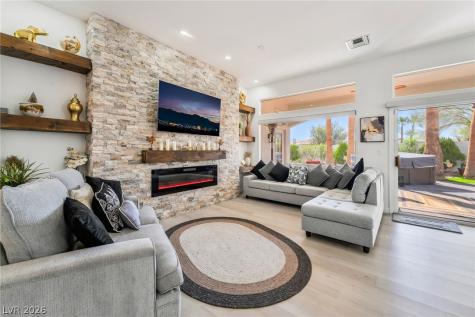 10001 Cresent Creek Drive Las Vegas NV 89134