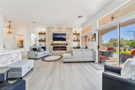 10001 Cresent Creek Drive Las Vegas NV 89134