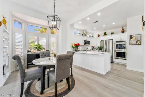 10001 Cresent Creek Drive Las Vegas NV 89134