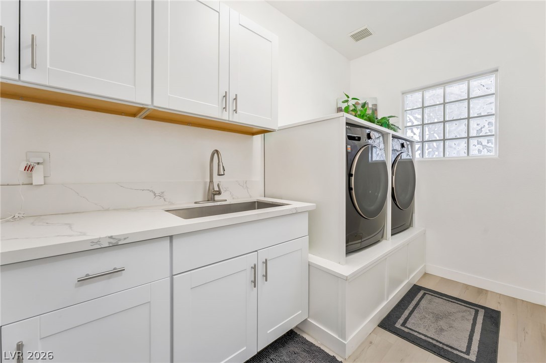 10001 Cresent Creek Drive Las Vegas NV 89134