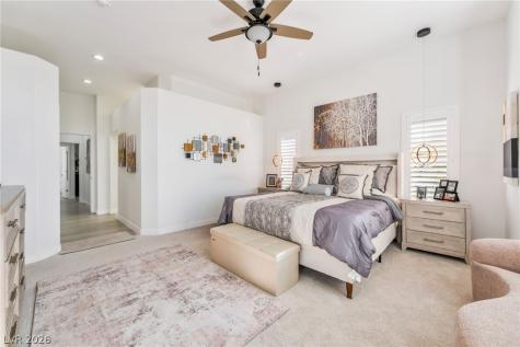 10001 Cresent Creek Drive Las Vegas NV 89134