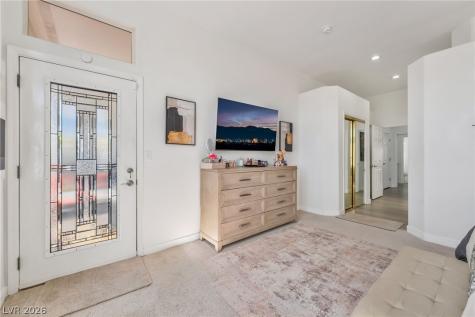 10001 Cresent Creek Drive Las Vegas NV 89134