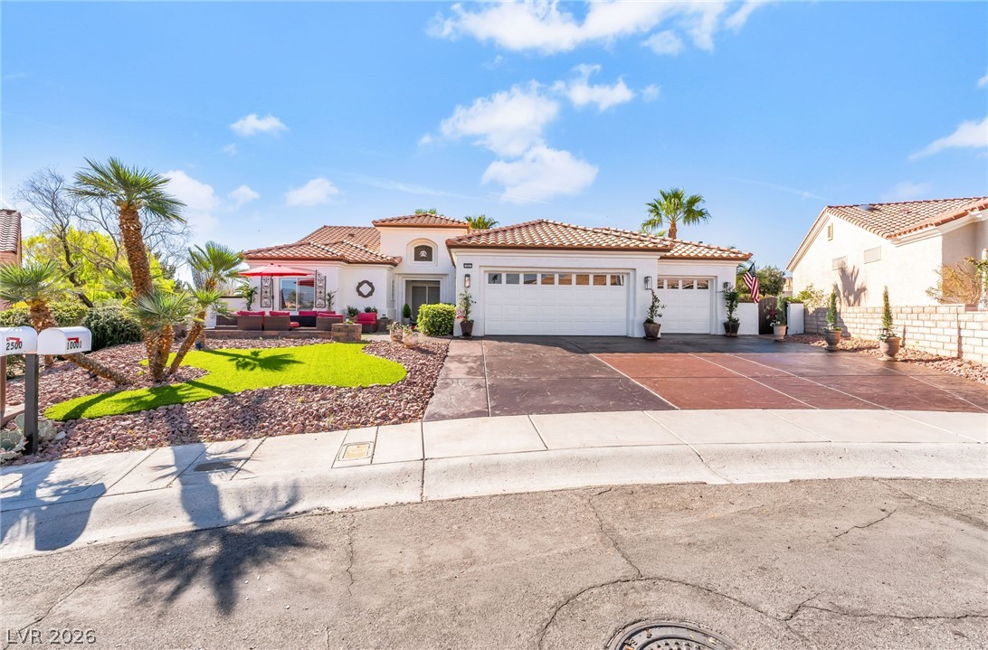 10001 Cresent Creek Drive Las Vegas NV 89134