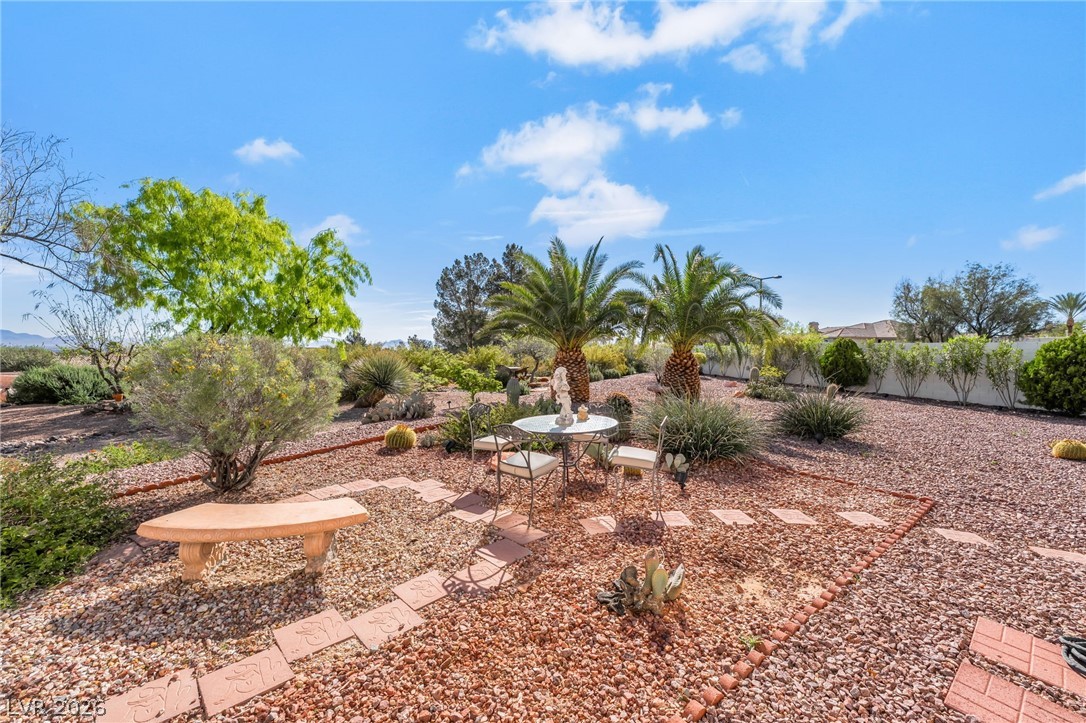 10001 Cresent Creek Drive Las Vegas NV 89134