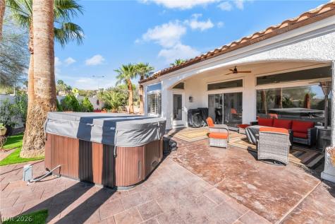 10001 Cresent Creek Drive Las Vegas NV 89134