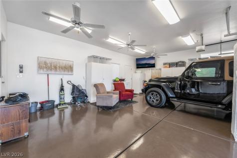 10001 Cresent Creek Drive Las Vegas NV 89134