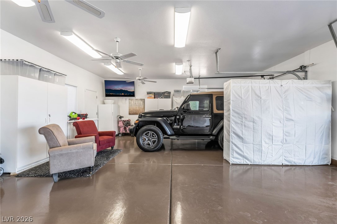 10001 Cresent Creek Drive Las Vegas NV 89134