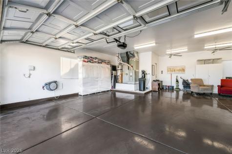 10001 Cresent Creek Drive Las Vegas NV 89134