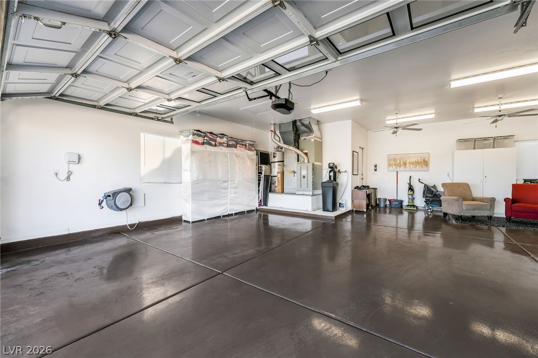 10001 Cresent Creek Drive Las Vegas NV 89134