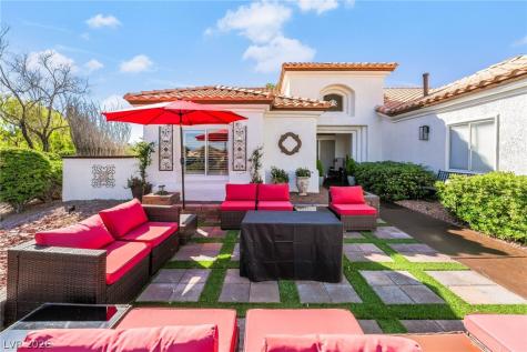 10001 Cresent Creek Drive Las Vegas NV 89134