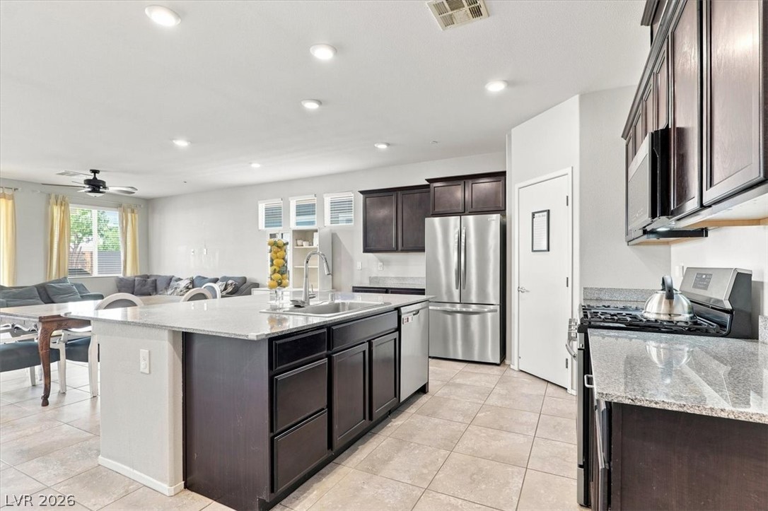 2128 Del Aqua Avenue Henderson NV 89002