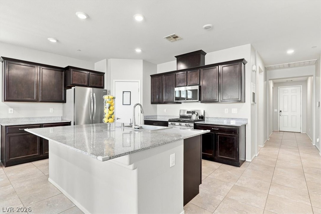 2128 Del Aqua Avenue Henderson NV 89002