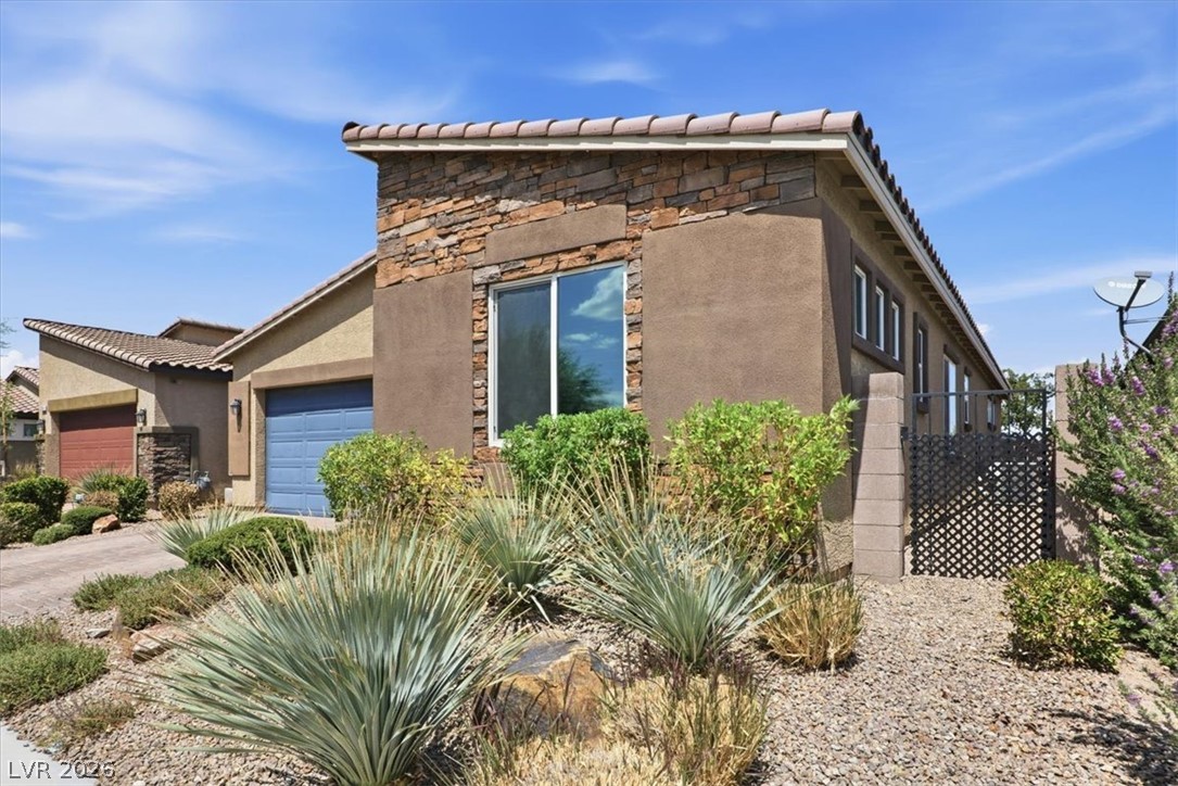 2128 Del Aqua Avenue Henderson NV 89002