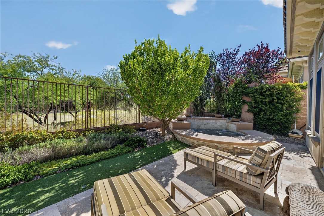45 Avenida Sorrento Henderson NV 89011