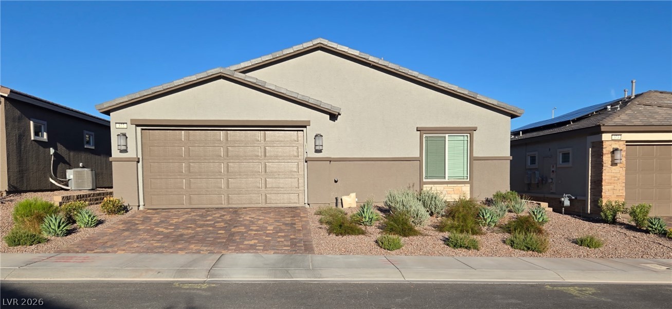 377 Aravalli Crest Street Henderson NV 89015