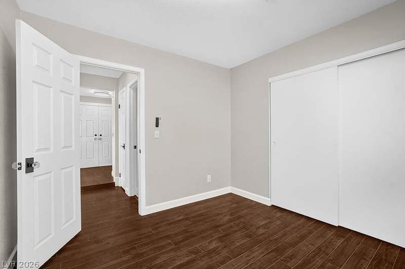 2521 Charteroak Street Las Vegas NV 89108