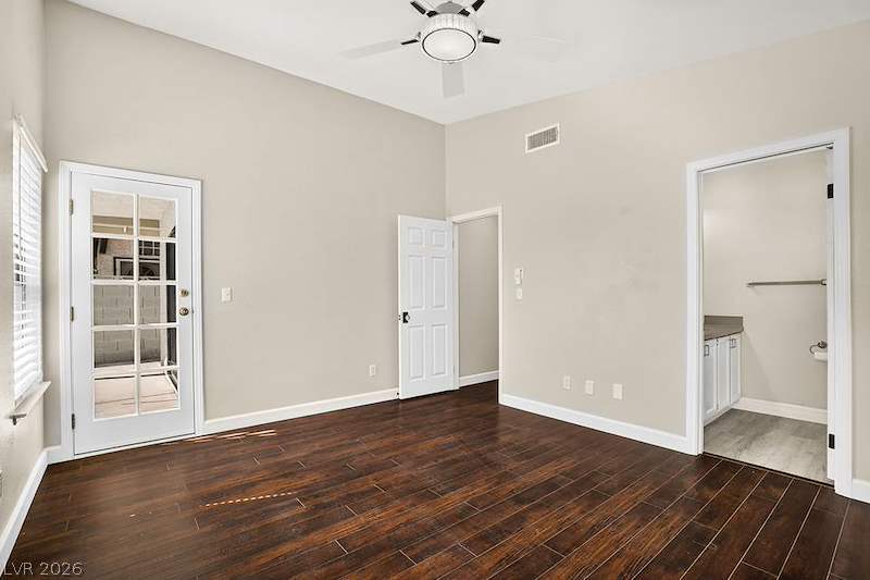 2521 Charteroak Street Las Vegas NV 89108