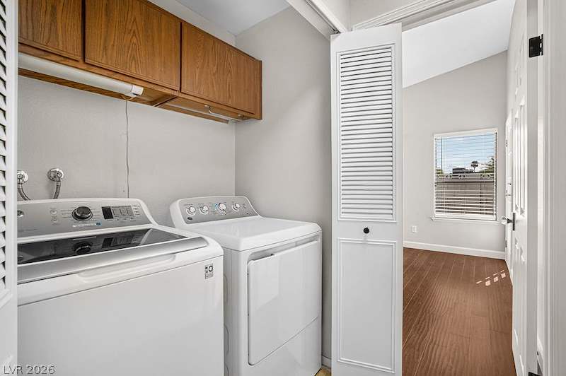 2521 Charteroak Street Las Vegas NV 89108