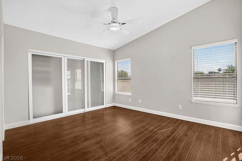 2521 Charteroak Street Las Vegas NV 89108