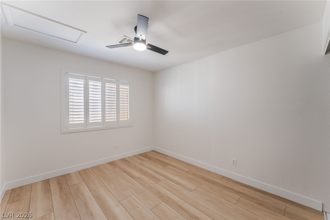 4921 Country Breeze Ct Court North Las Vegas NV 89031